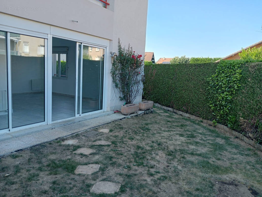 Appartement à DOUVAINE