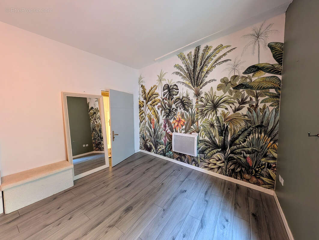 Maison à LEZIGNAN-CORBIERES