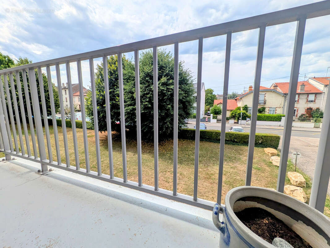 Appartement à JARVILLE-LA-MALGRANGE