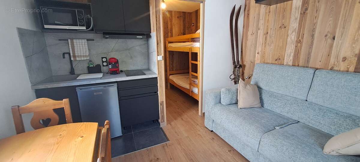 Appartement à MORILLON