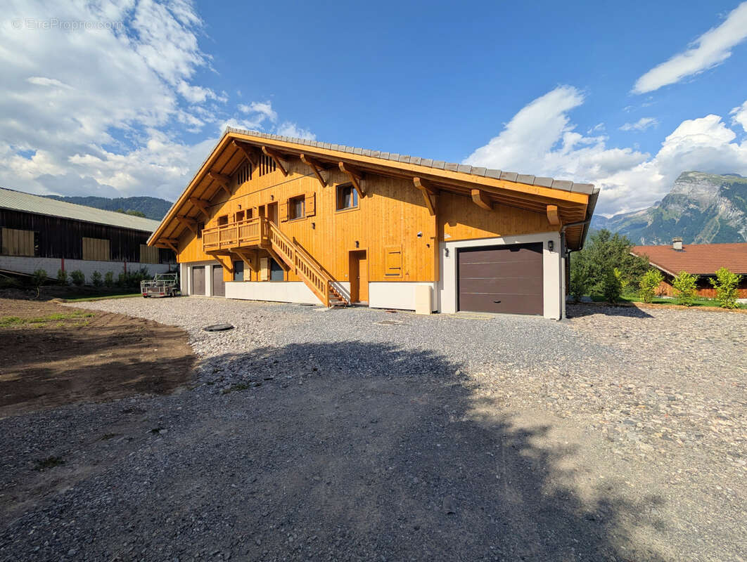 Appartement à SAMOENS