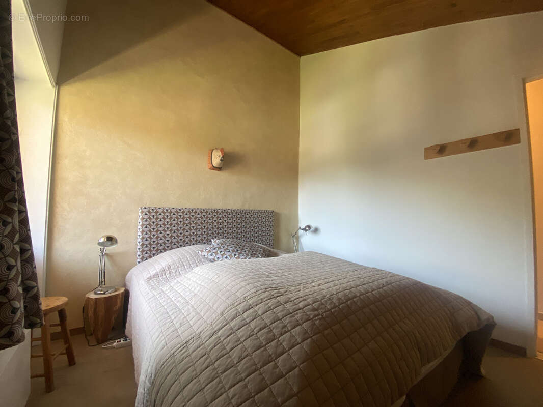 Appartement à LES ALLUES