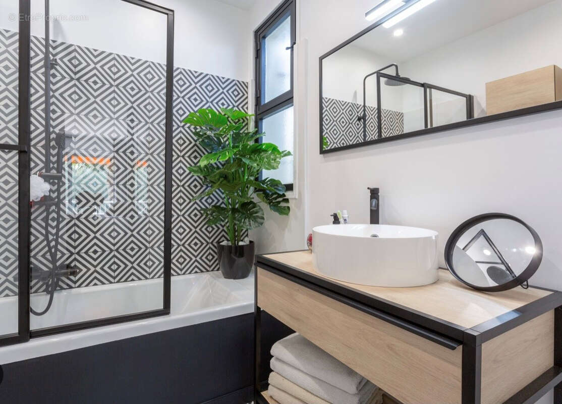 Appartement à LES PENNES-MIRABEAU