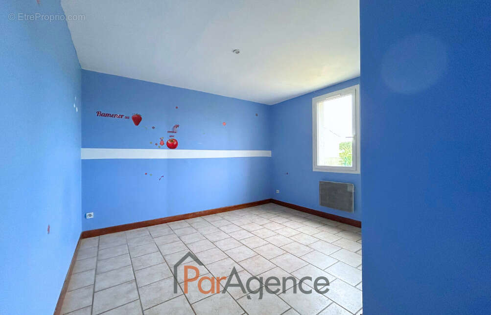 Maison à VAUX-SUR-MER