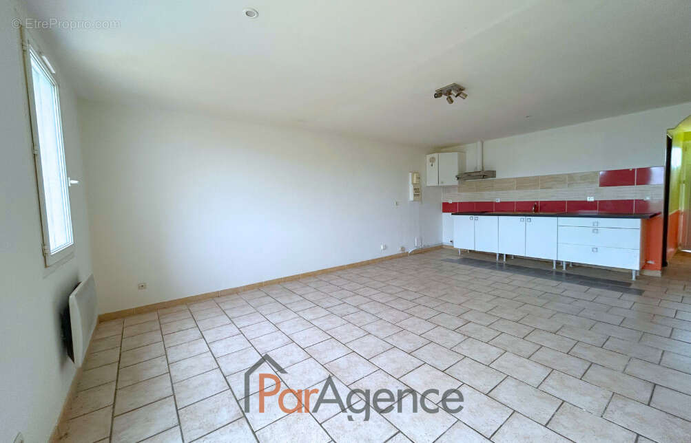 Maison à VAUX-SUR-MER