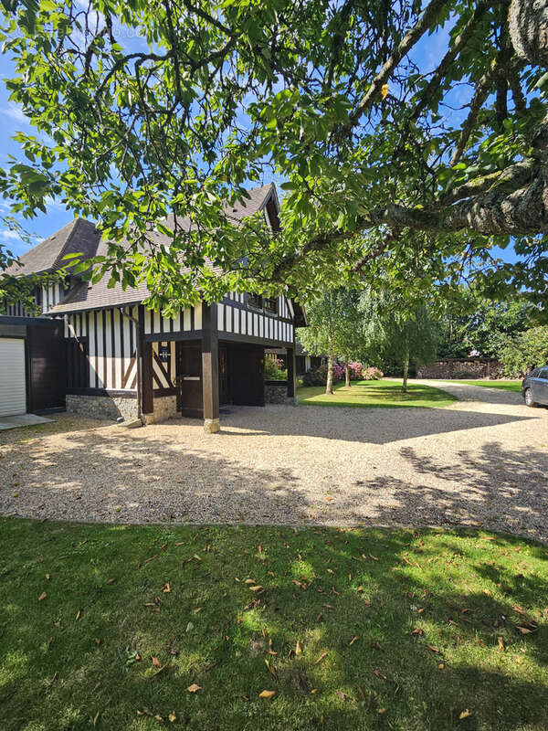 Maison à CORMEILLES