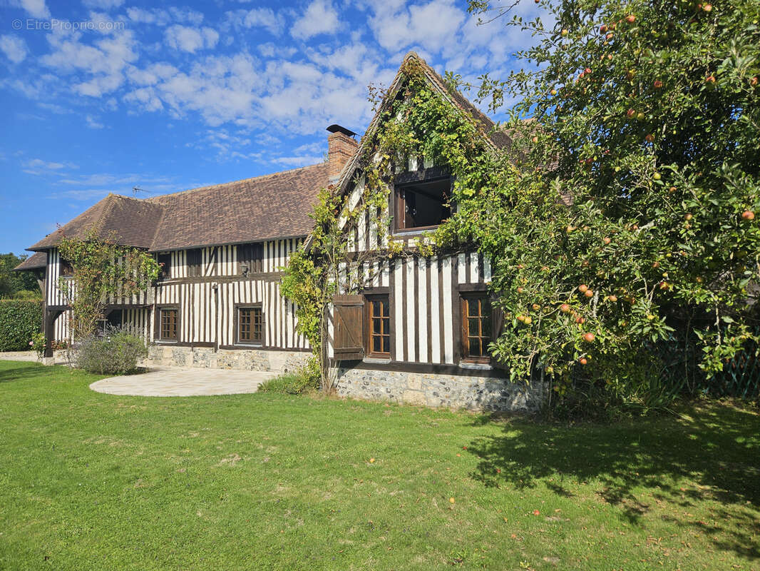 Maison à CORMEILLES