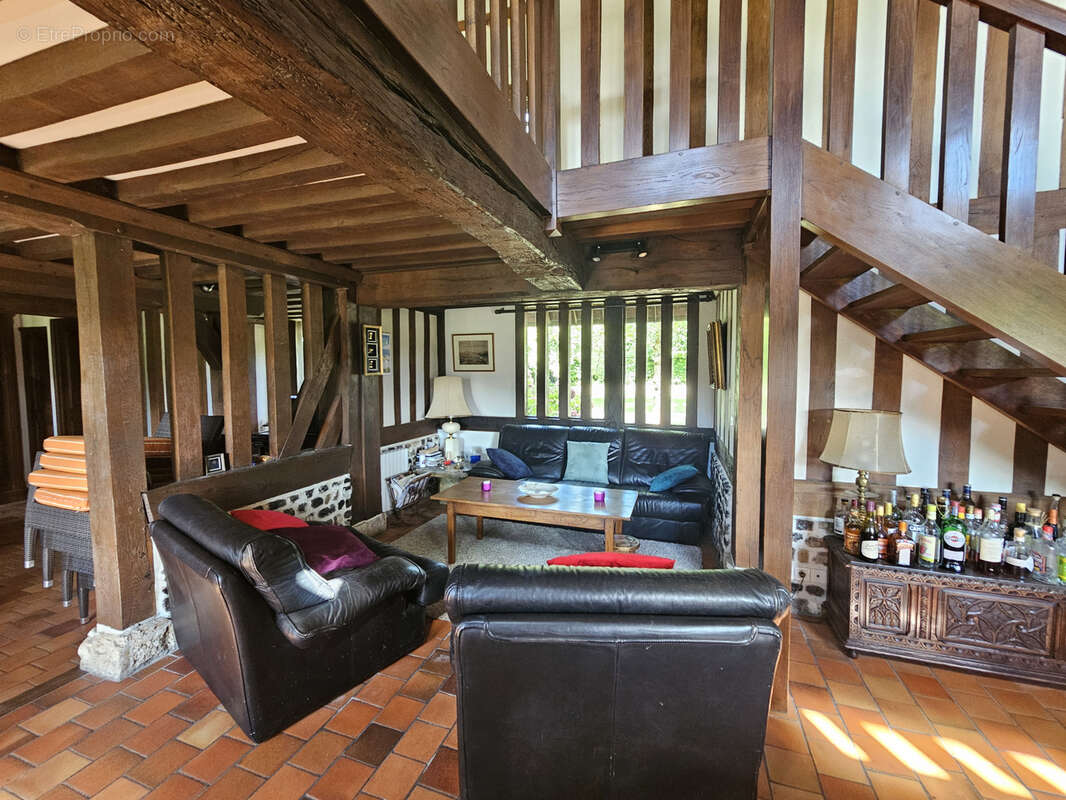 Maison à CORMEILLES