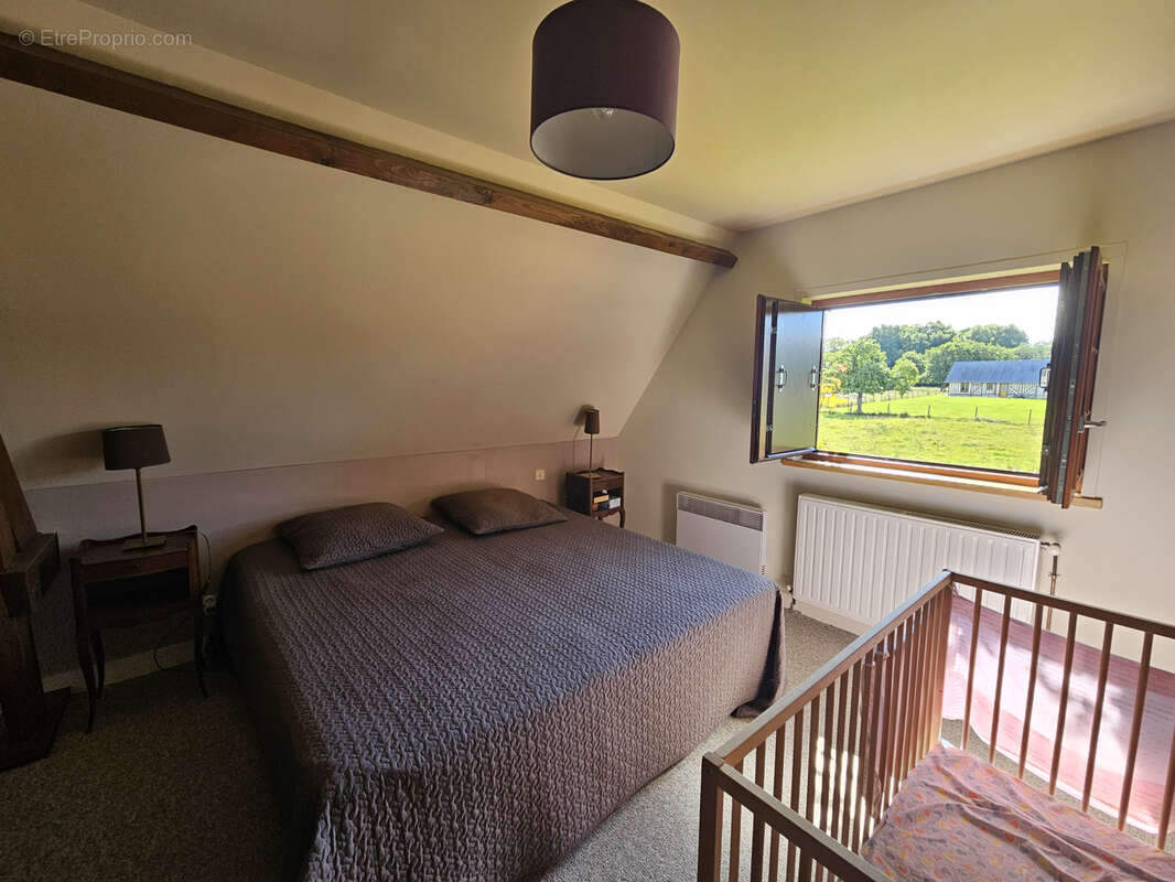 Maison à CORMEILLES