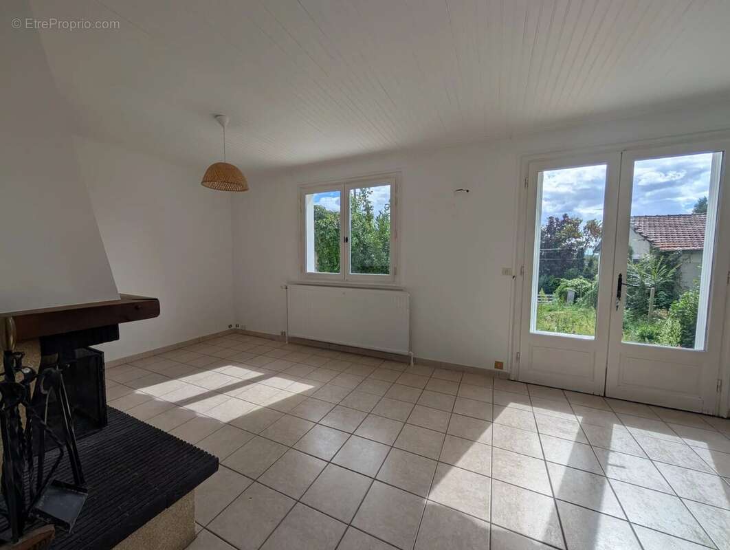 Maison à CHARTRETTES