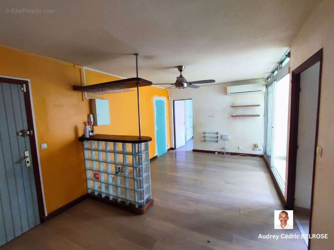 Appartement à LE ROBERT