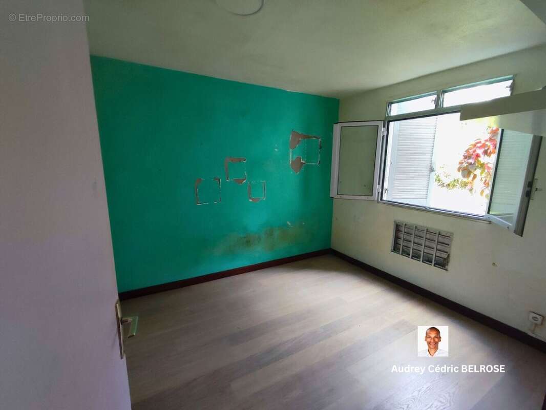 Appartement à LE ROBERT