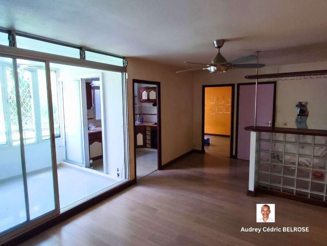 Appartement à LE ROBERT