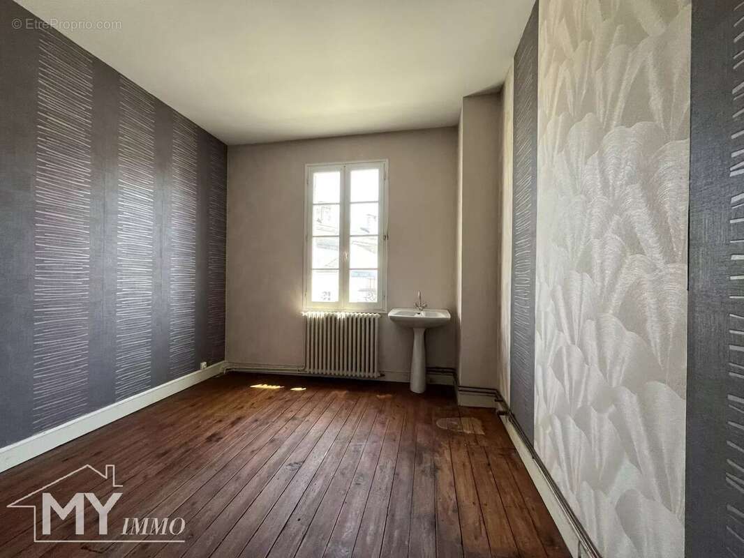 Maison à CASTILLON-LA-BATAILLE