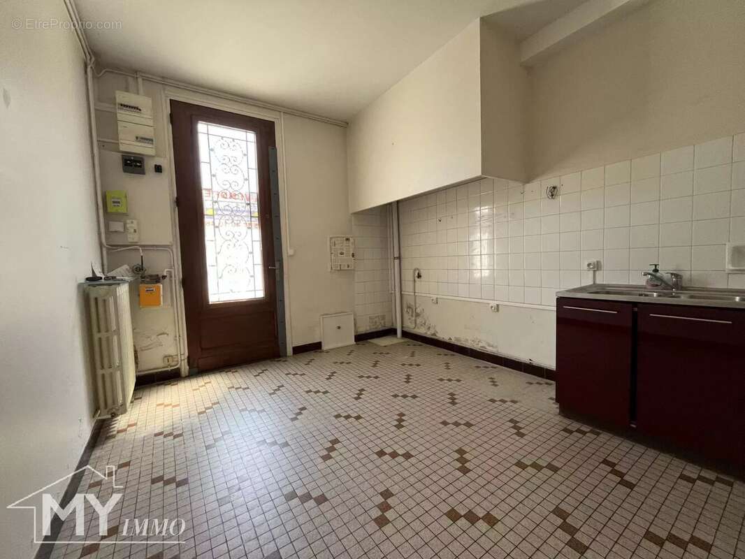 Maison à CASTILLON-LA-BATAILLE