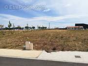 Terrain à SAINTE-VERGE