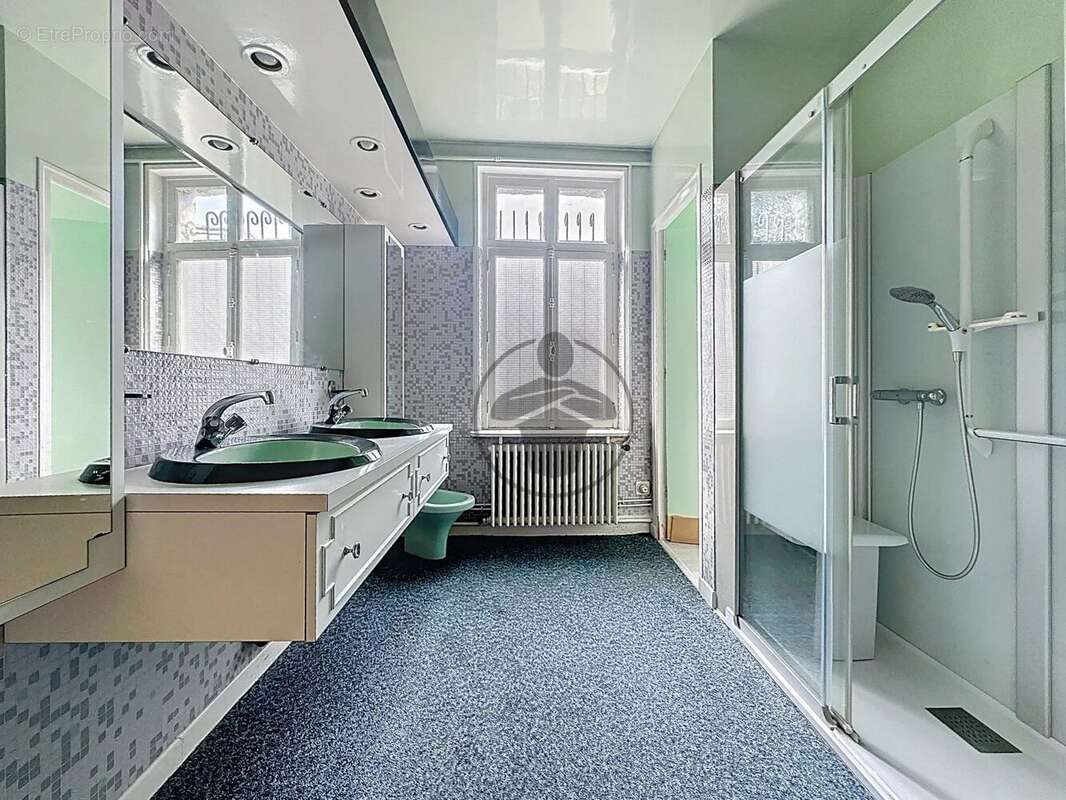 Maison à SAINT-QUENTIN