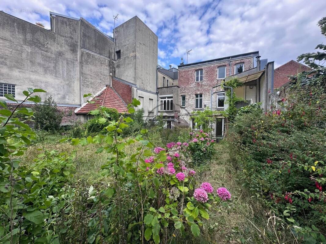 Maison à SAINT-QUENTIN