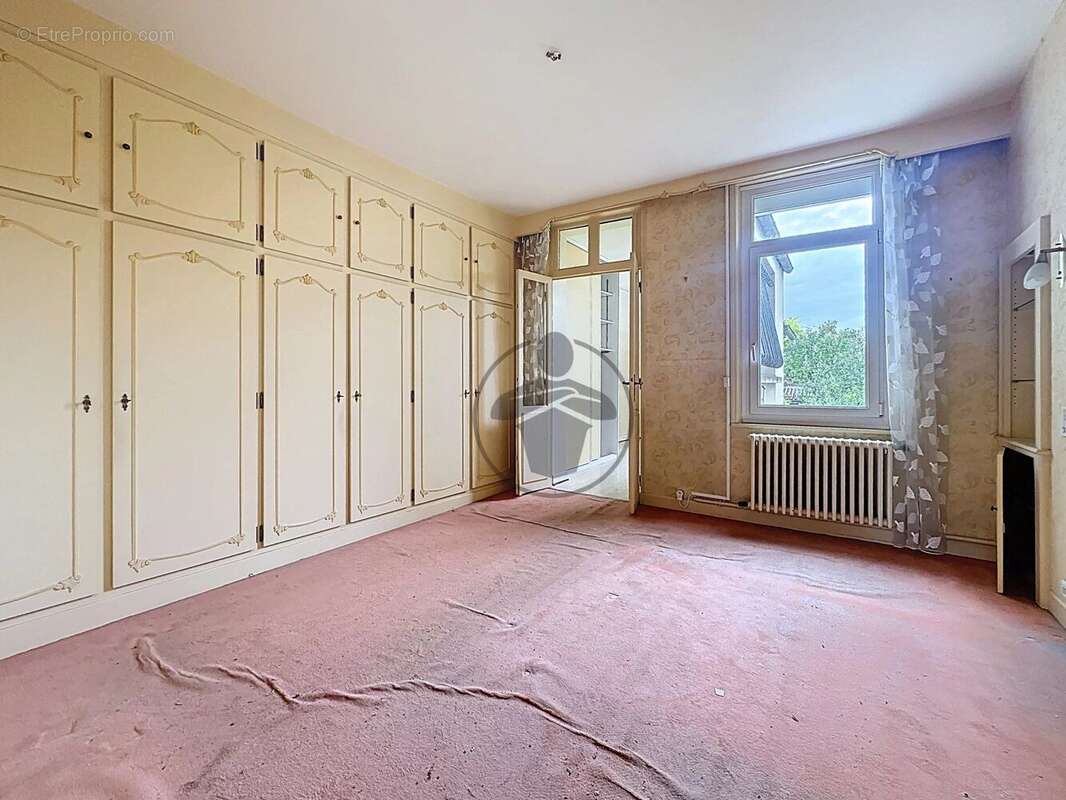 Maison à SAINT-QUENTIN