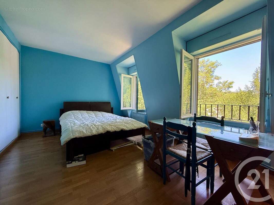 Appartement à FONTAINEBLEAU