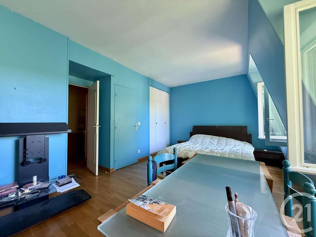 Appartement à FONTAINEBLEAU