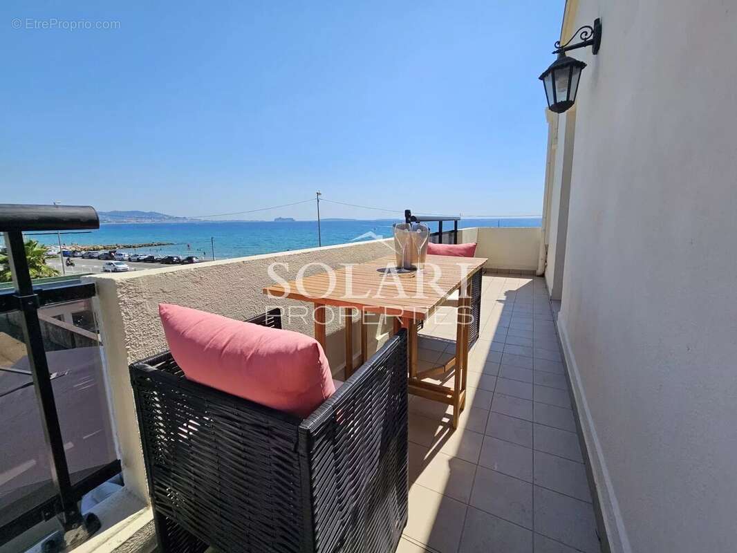 Appartement à MANDELIEU-LA-NAPOULE