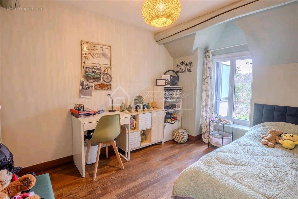 Maison à MILLY-LA-FORET