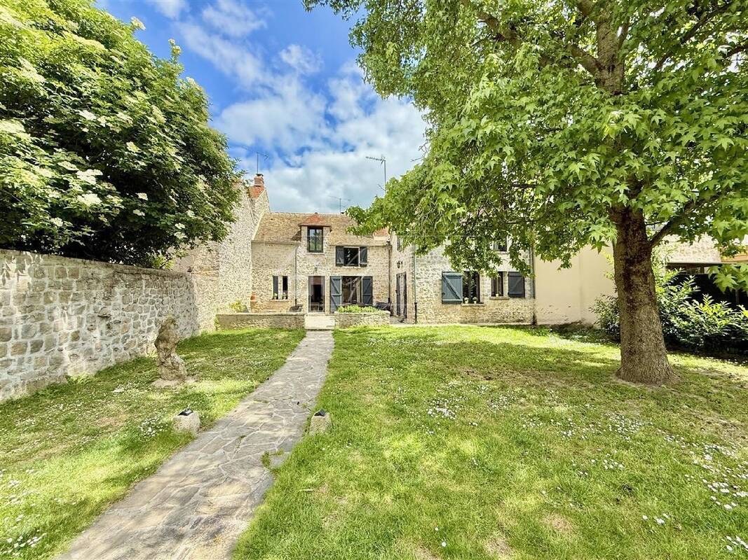 Maison à MILLY-LA-FORET