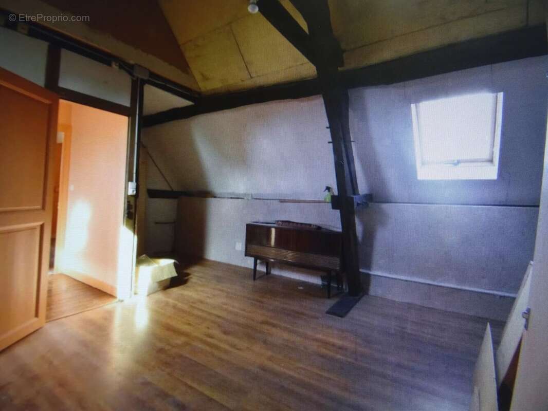 Maison à COSNE-COURS-SUR-LOIRE