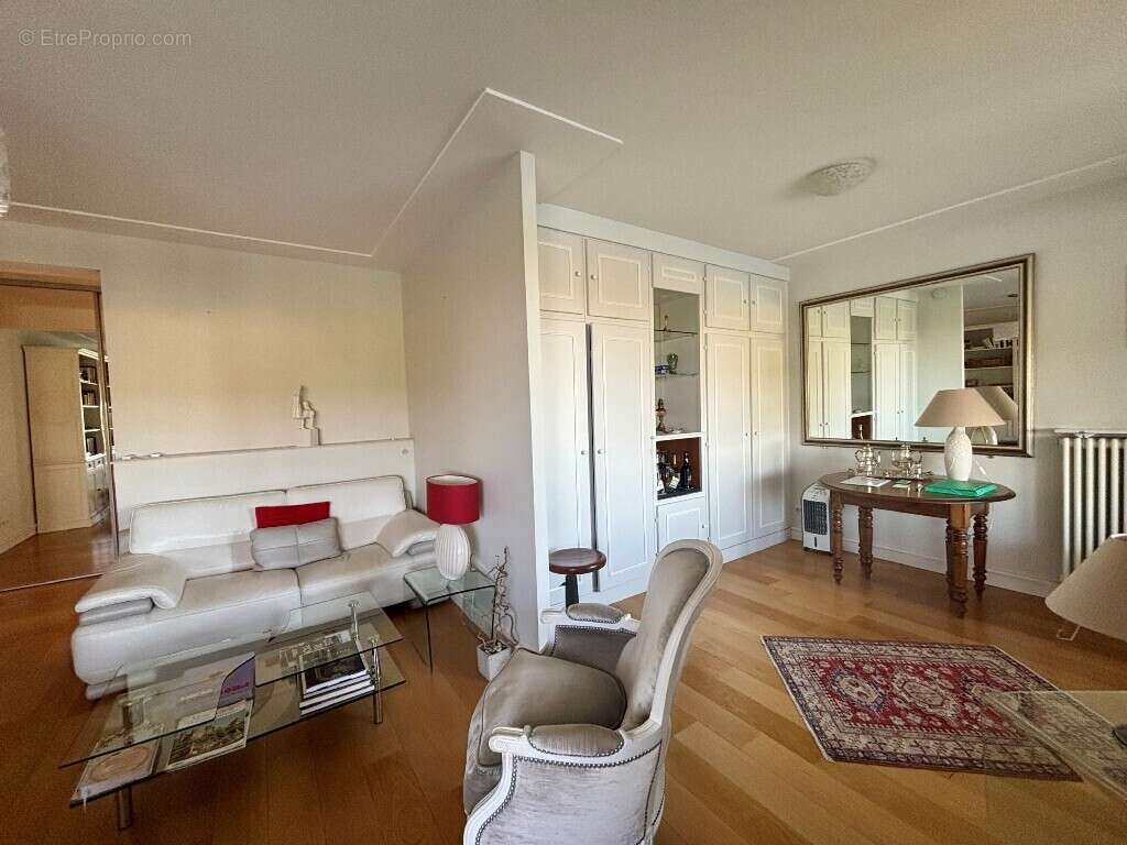 Appartement à VICHY