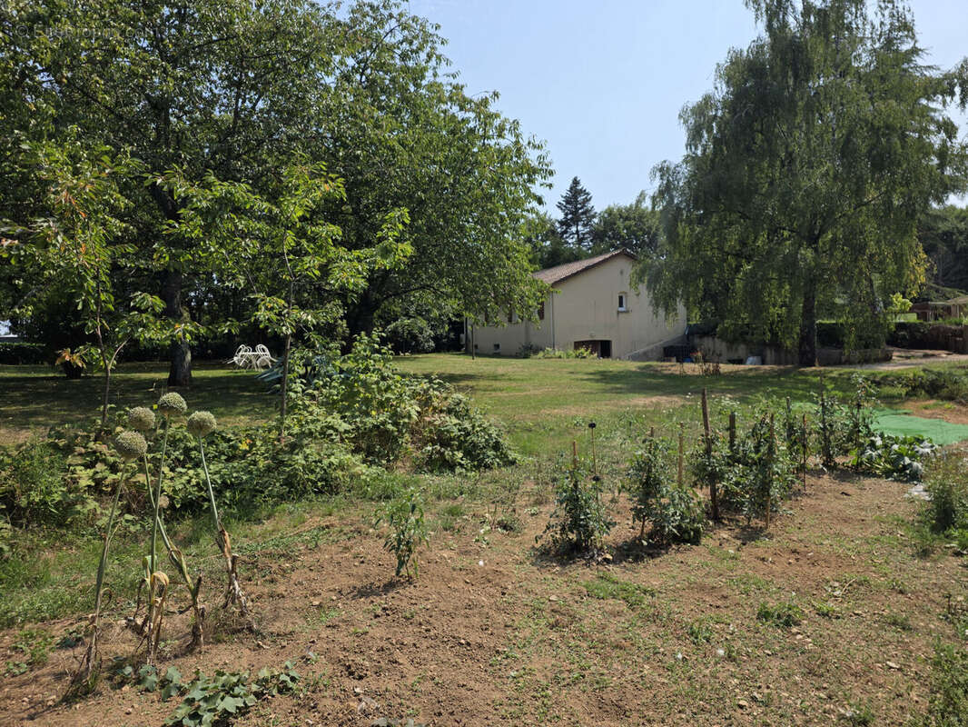 Photo 6 - Maison à SAINT-LEONARD-DE-NOBLAT