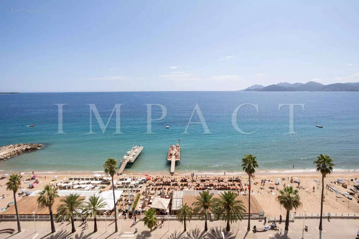 Appartement à CANNES