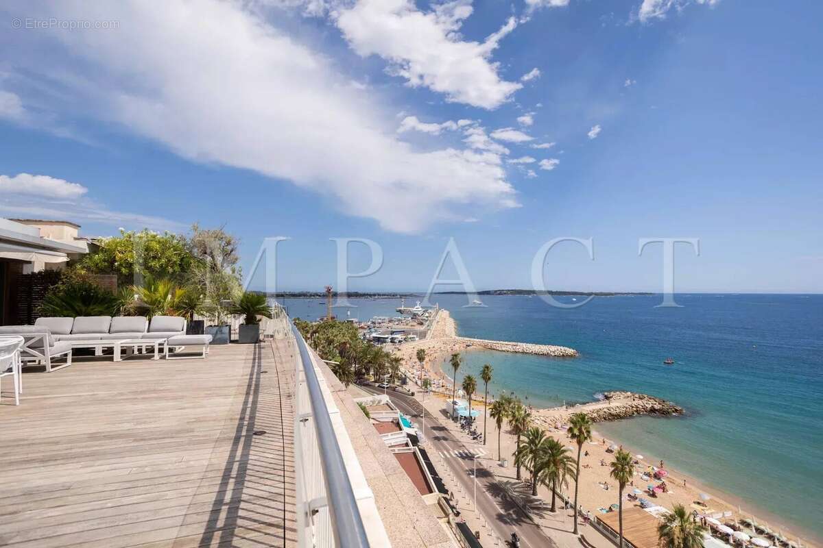 Appartement à CANNES