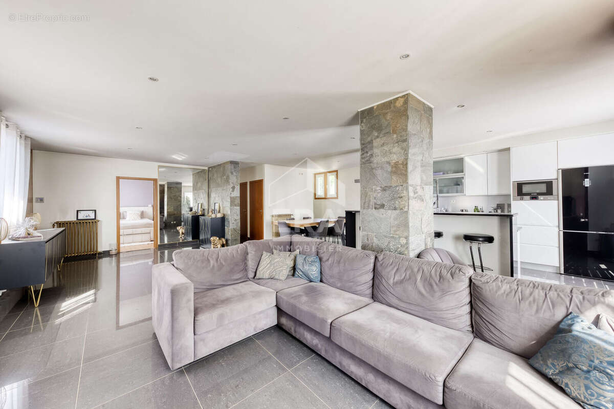 Maison à PONTAULT-COMBAULT