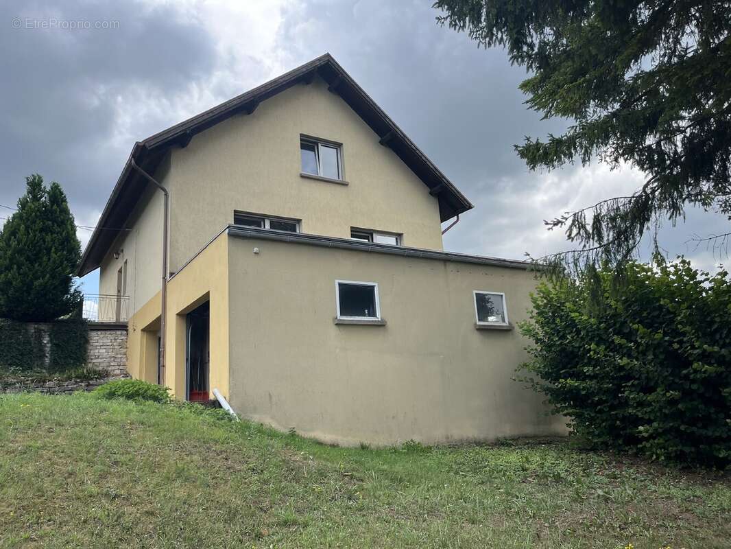 Maison à WOUSTVILLER