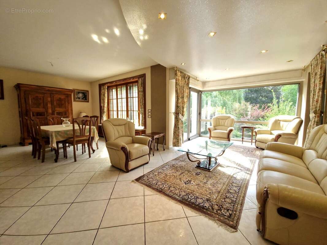 Maison à NEUFGRANGE