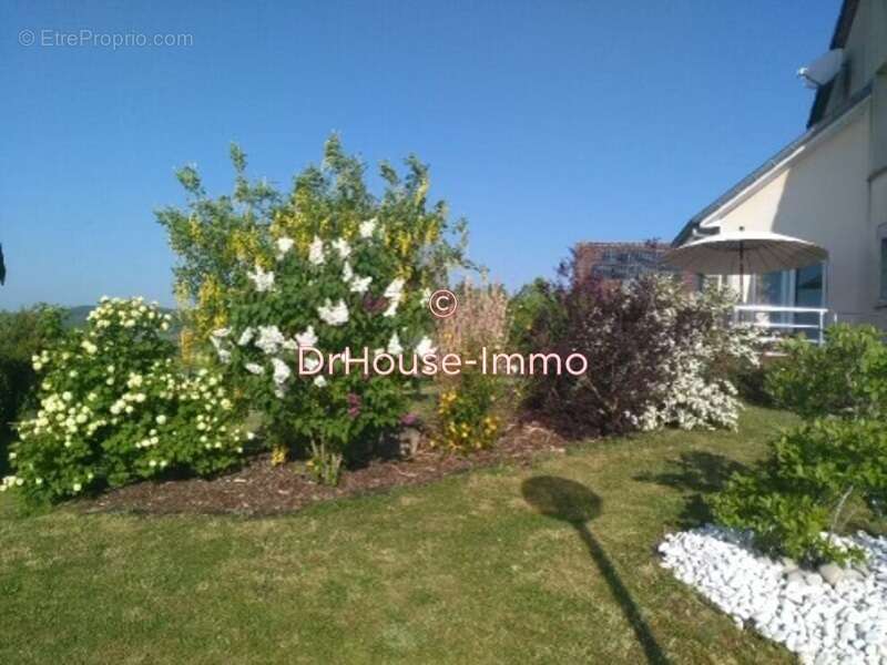 Maison à CONTREXEVILLE