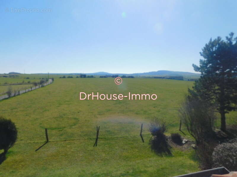 Maison à CONTREXEVILLE