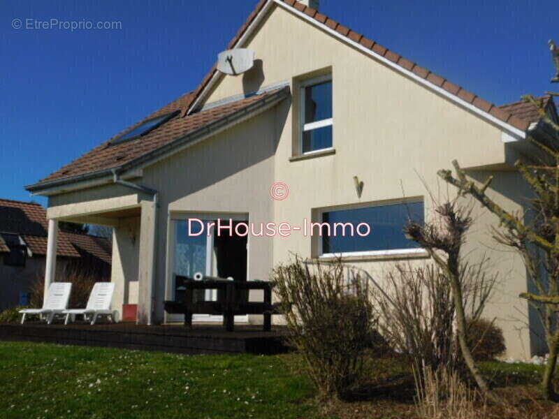 Maison à CONTREXEVILLE