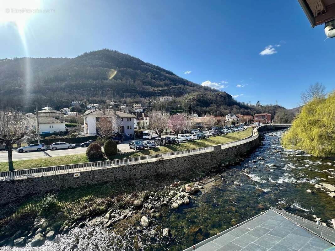   - Appartement à AX-LES-THERMES