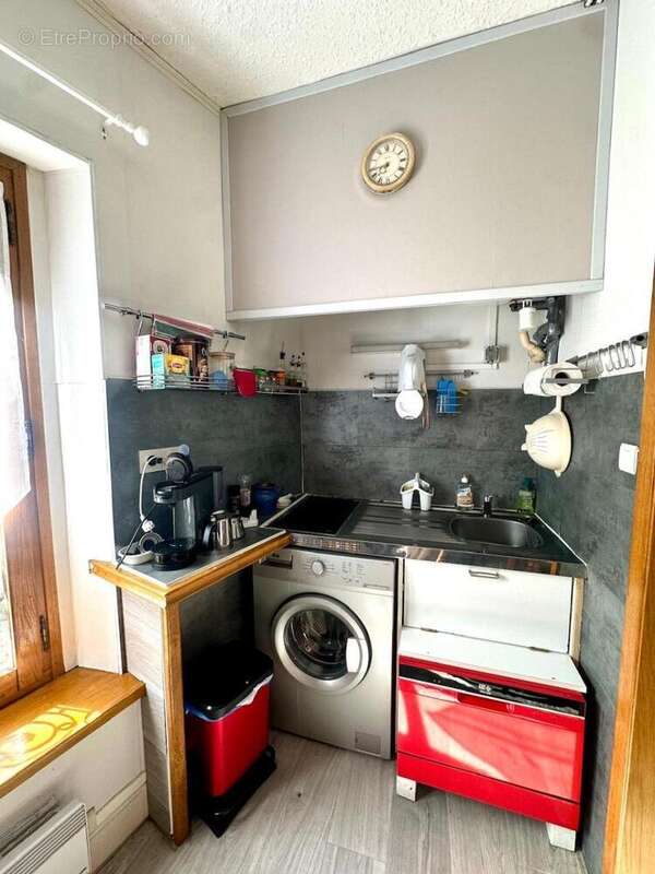   - Appartement à AX-LES-THERMES