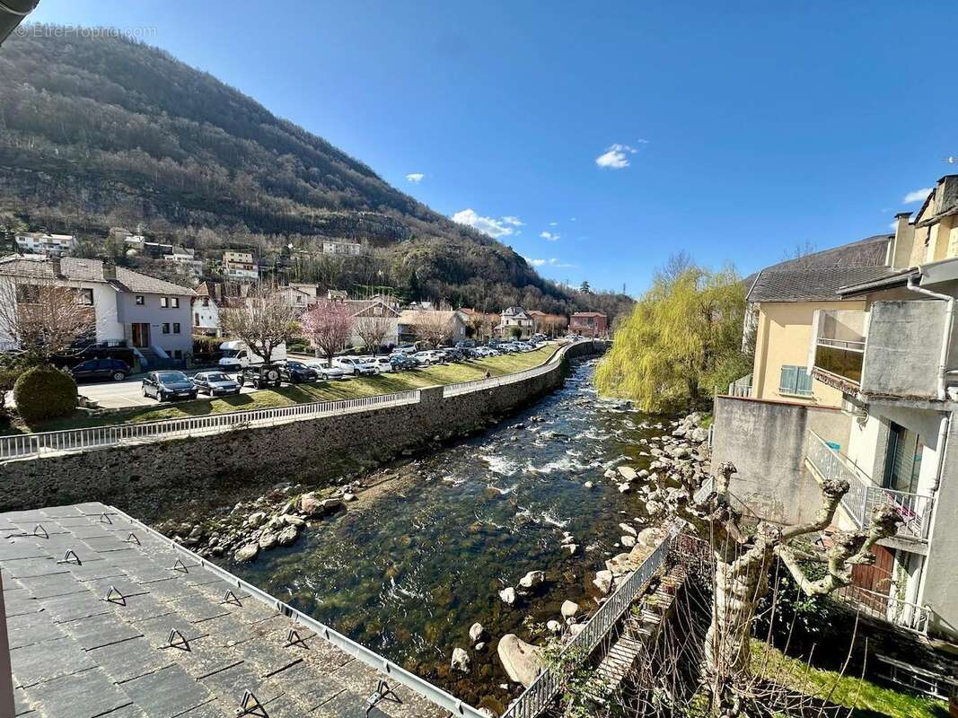   - Appartement à AX-LES-THERMES