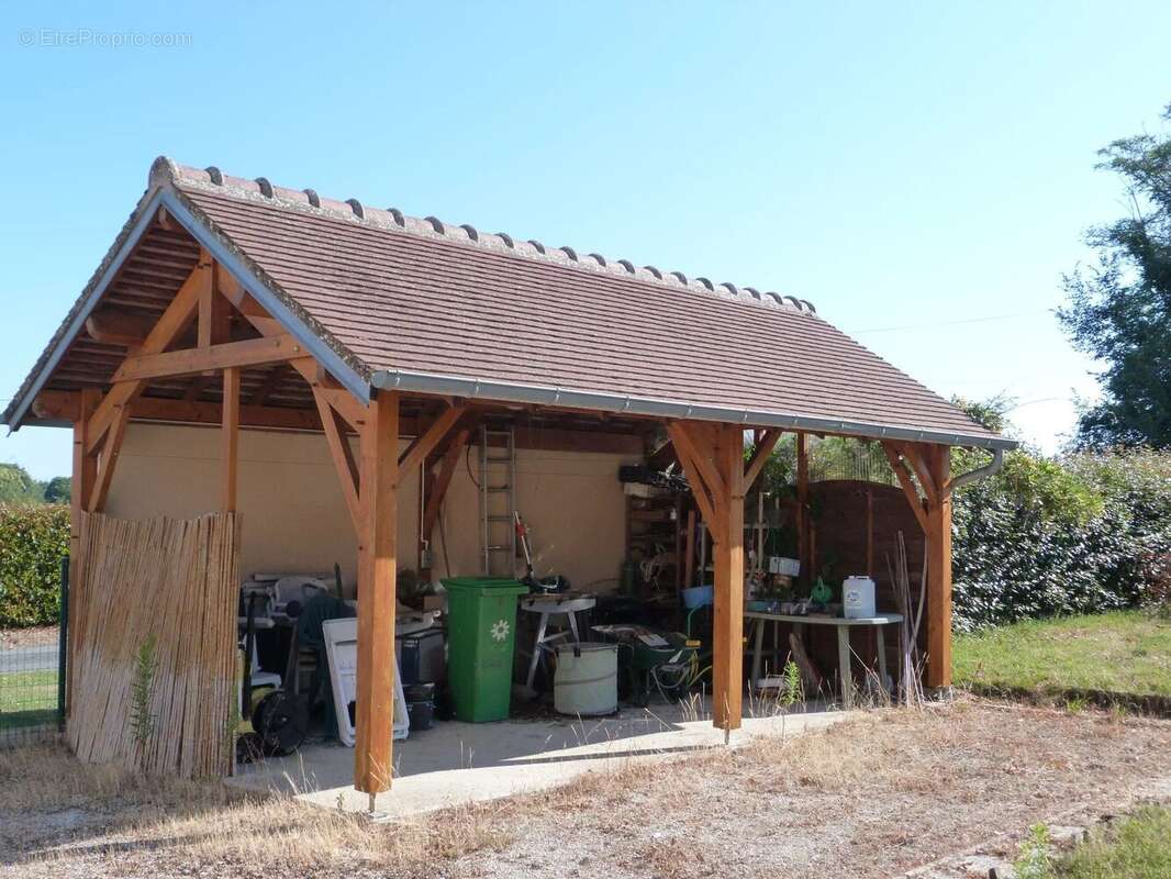 Maison à SAINT-GEORGES-SUR-LA-PREE