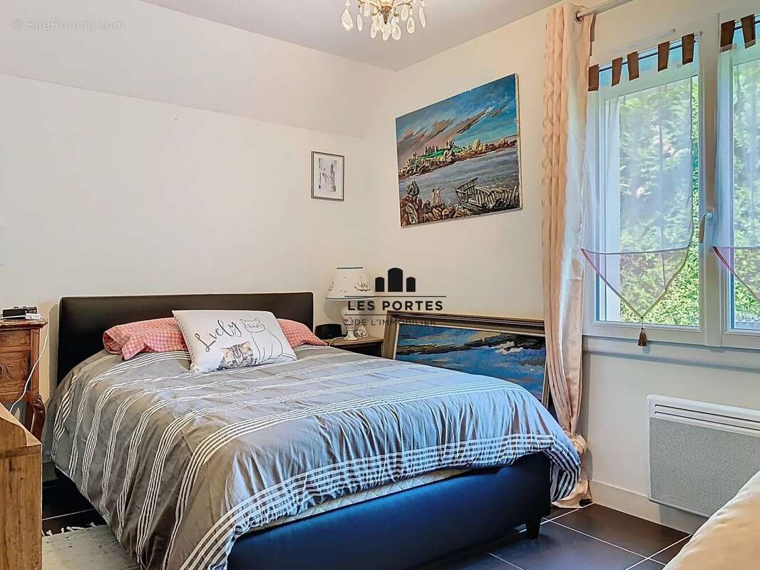 Maison à MILLY-LA-FORET