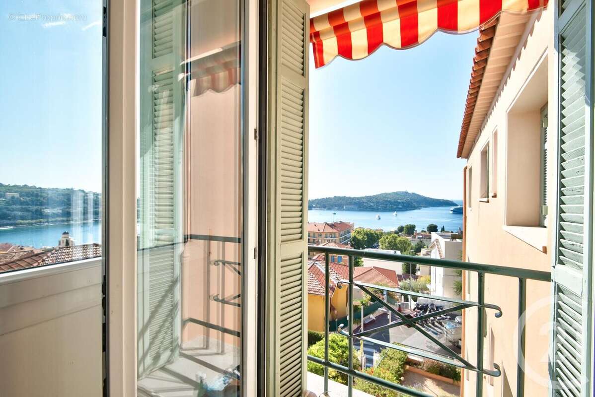 Appartement à VILLEFRANCHE-SUR-MER