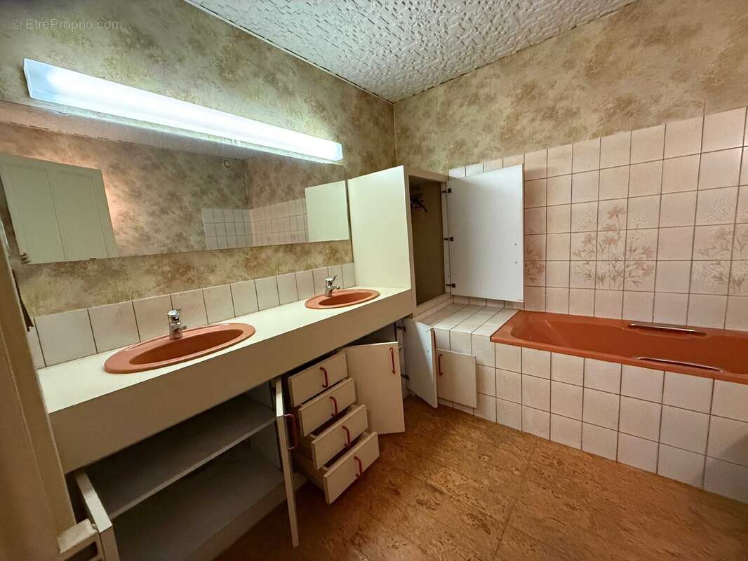 Maison à BOURBONNE-LES-BAINS