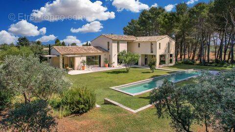 Maison à EYGALIERES