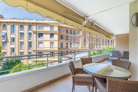 Appartement à BEAULIEU-SUR-MER