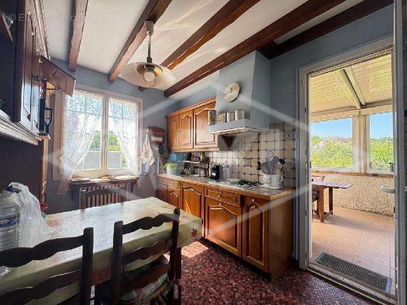 Maison à COMBS-LA-VILLE