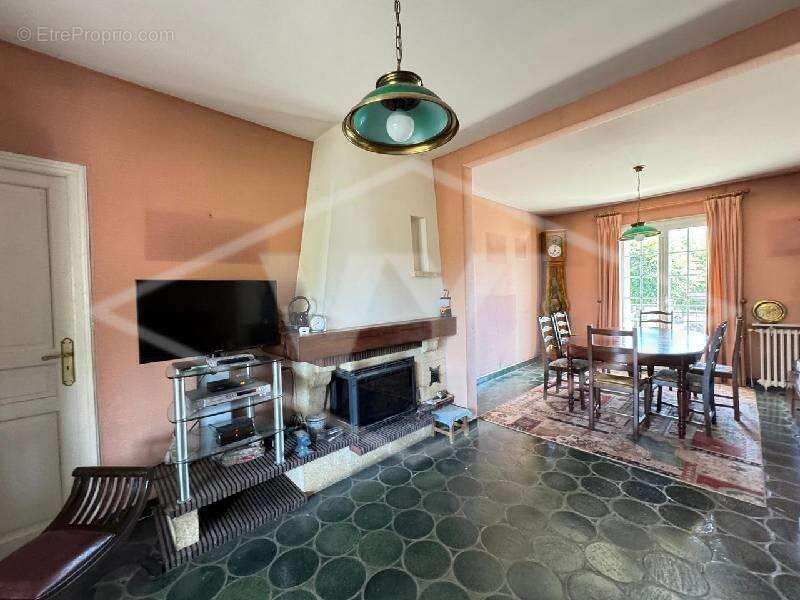 Maison à COMBS-LA-VILLE